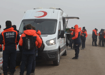 Erzurum'da kaybolan çobandan iz yok; bölgede sis sürüyor