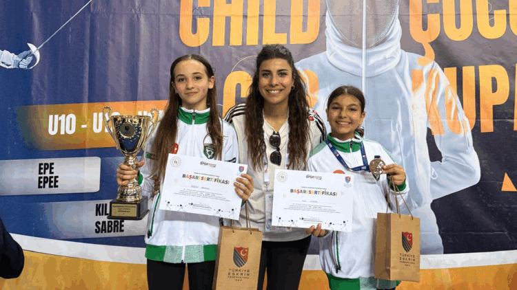 Eskrimde Hülya Balcı fırtınası