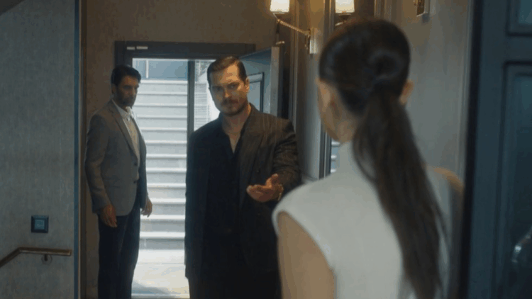 Eşref Rüya, reytinglere yine damgasını vurdu