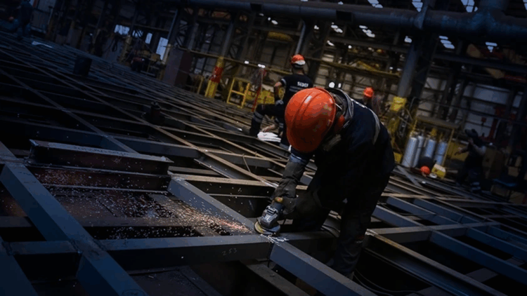 Eylül ayında sanayi üretimi yıllık 2,9 arttı