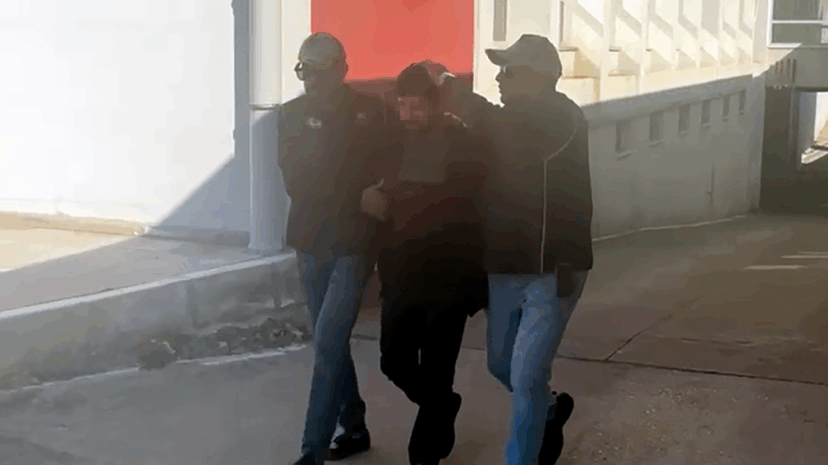 FETÖ'nün emniyet yapılanmasında faaliyet gösteren firari yakalandı