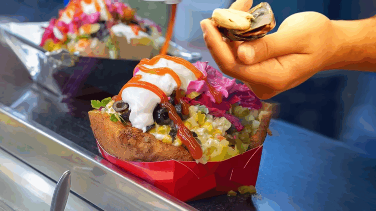 Fatih’te kumpir ve midye faciası; anne de hayatını kaybetti