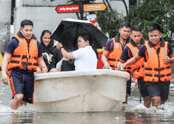 Filipinler'de tayfunlarda hayatını kaybedenlerin sayısı 250'ye yükseldi