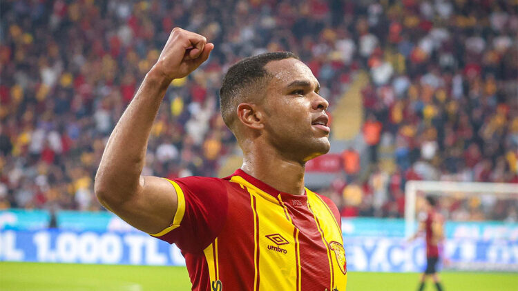 Göztepe'de tüm gözler Juan Silva'ya çevrildi