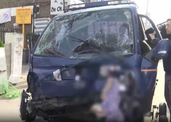 Güney Kore'de minibüs yayalara çarptı