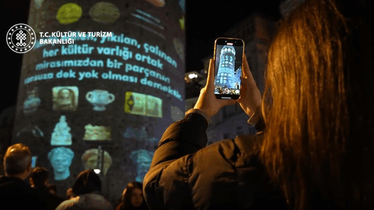 Galata Kulesi'nde kültür varlığı kaçakçılığına karşı farkındalık mesajı