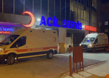 Gıda zehirlenmesi şüphesiyle hastaneye kaldırılan 3 kişi taburcu oldu