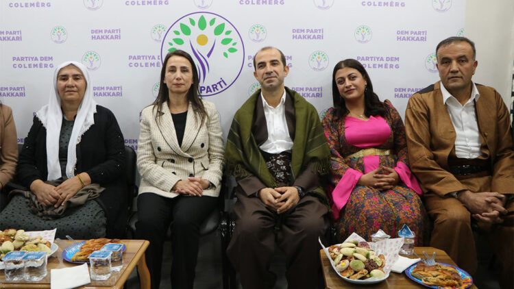 Selahattin Demirtaş ve Figen Yüksekdağ derhal serbest bırakılmalı