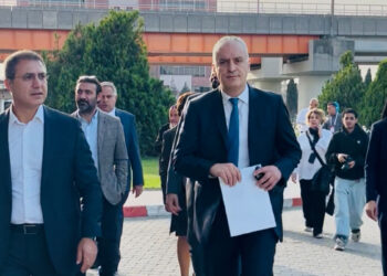 TÜRSAB Genel Kurulu tarihi bir protestoya sahne oldu