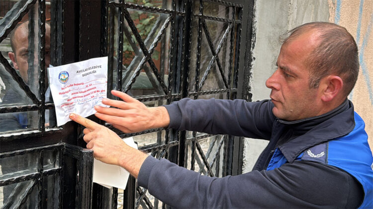 Avcılar'da ruhsatsız pasta imalathanesi mühürlendi