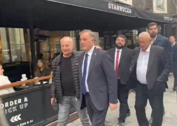 Ekrem İmamoğlu'nun babası ve oğlu ifade vermek için emniyete geldi