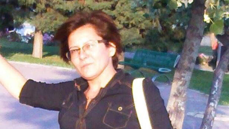 İzmirli hayvansever, evinde çıkan yangında 30 kedisiyle birlikte öldü