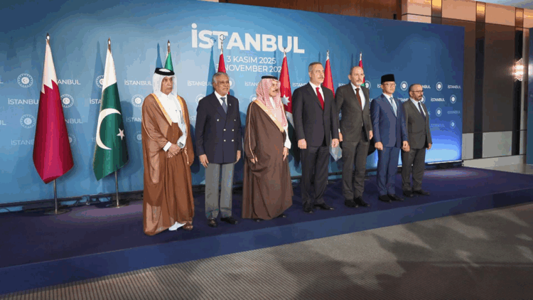 İstanbul'daki 'Gazze Zirvesi' başladı