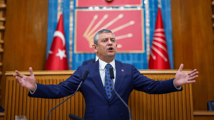 İsteyen her kanalın canlı vereceği yargılama istiyoruz