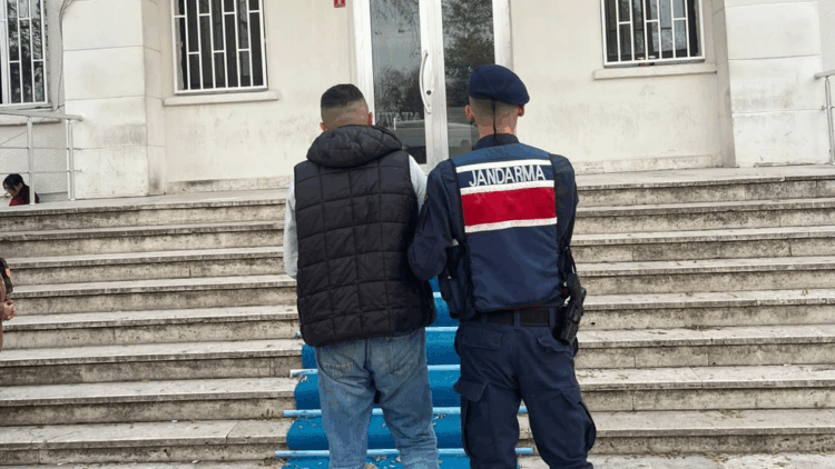 İstismardan aranan firari hükümlü, ortak operasyonla yakalandı