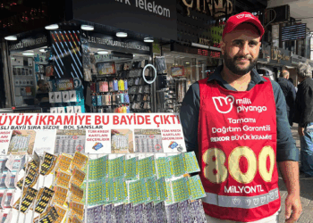 Kadıköy’deki gezici bayiden oynanan karta 40 milyon TL’lik ikramiye çıktı
