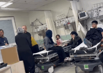 Kantinden profiterol yiyen 8 öğrenci, zehirlenme şüphesiyle hastaneye kaldırıldı