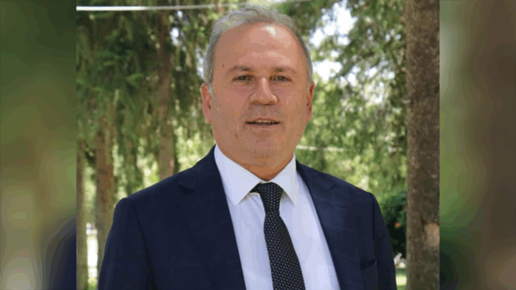 Kırıkkale'de 'zimmet' soruşturması; Eski Başkan Mehmet Koyuncu gözaltında