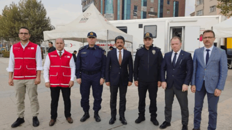 Kırşehir'de Cumhuriyetin 102'nci yılına özel 102 ünite kan bağışı