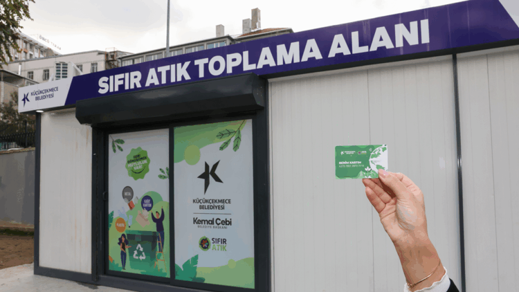 Küçükçekmece'de 1 yılda 4 milyon kilogram atık toplandı