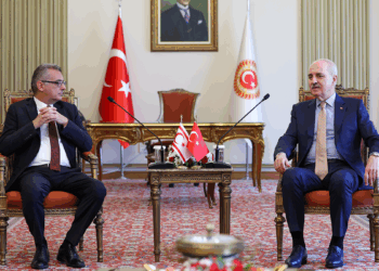 Kurtulmuş, KKTC Cumhurbaşkanı Erhürman ile bir araya geldi