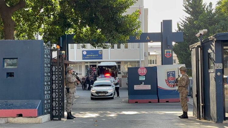 Mersin merkezli 9 ilde yasa dışı bahis operasyonunda 40 şüpheli adliyede