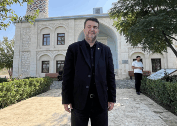 Mahkeme, Metin Lütfi Baydar’ın CHP'den ihracını durdurdu