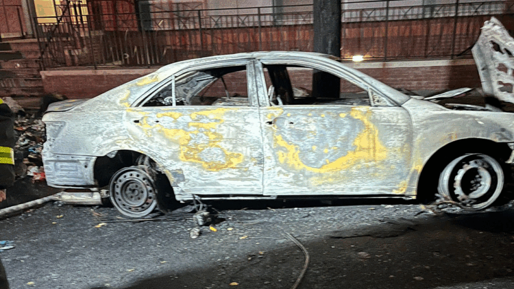 New York'ta araçta patlama: 7 itfaiyeci yaralandı