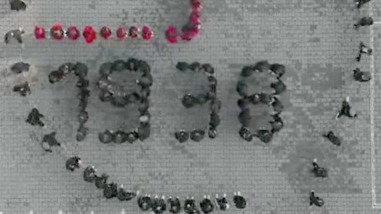 Ortaokul öğrencileri, Atatürk'ü özel koreografiyle andı