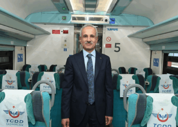 Öğretmenlere tren biletlerinde yüzde 50 indirim uygulanacak