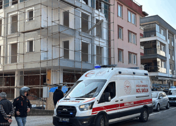 Ordu'da 3'üncü kattan düşen inşaat işçisi yaralandı