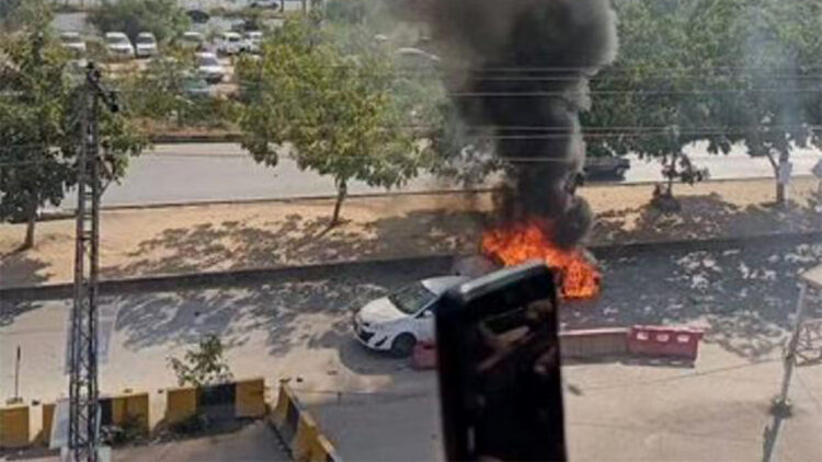 Pakistan'da adliye binası önünde patlama: 12 ölü, 21 yaralı