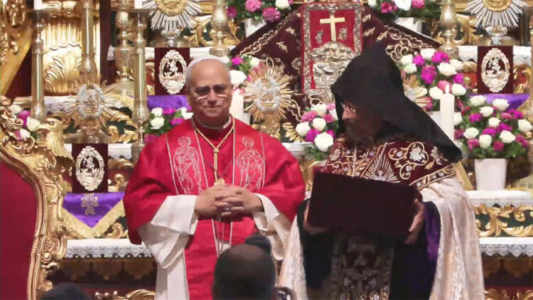 Papa 14'üncü Leo Patriklik Kilisesi'ni ziyaret etti 