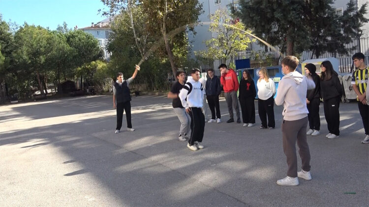 Sağlıklı nesiller için okulda spor günü