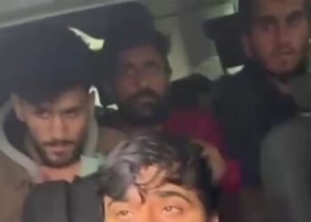 Sakarya'da 13 kaçak göçmen yakalandı