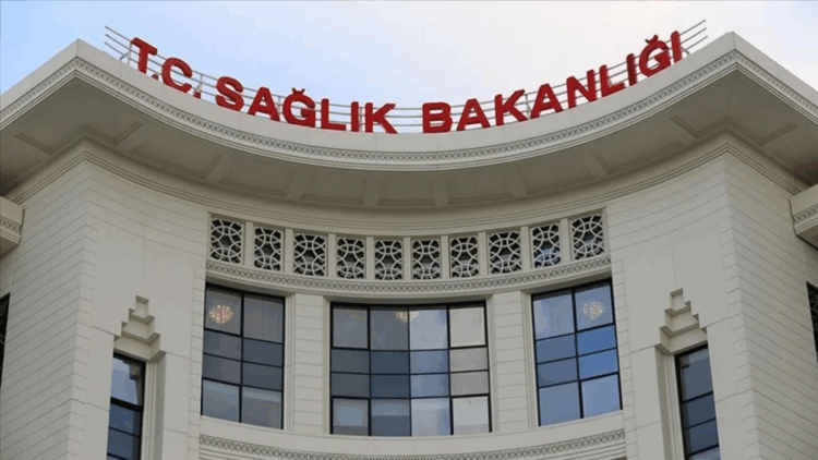 Sağlık Bakanlığı’ndan uzmanlık sınavlarına ilişkin açıklama