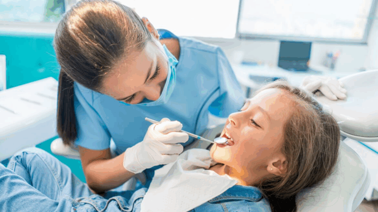 Sağlık-Sen'den çağrı; Diş hekimleri kamuya atanmalı