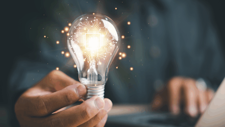 Sermayeden güçlü olan: Fikir