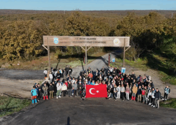 Silivri Belediyesi, Cumhuriyet haftası kapsamında doğa yürüyüşü düzenledi