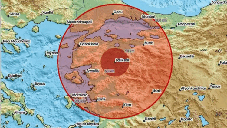 Sındırgı'daki 4.9 büyüklüğündeki deprem İstanbul'da hissedildi