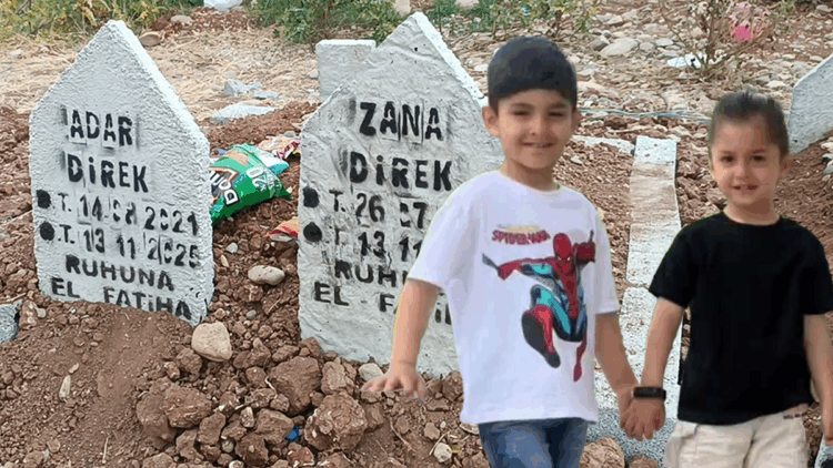 TIR'a çarpan otomobilde ölen kardeşler Adar ve Zana, yan yana defnedildi