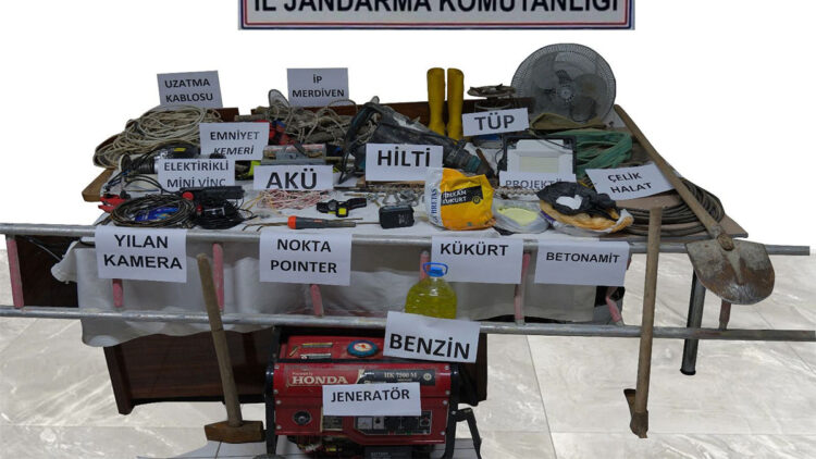 Tokat'ta kaçak kazı operasyonu; 3 gözaltı