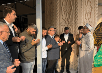 Taş ocağındaki göçükte yaşamını yitiren operatör, toprağa verildi