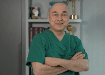 Titremelere karşı beyin pili ve akıllı ses ötesi tedavisi