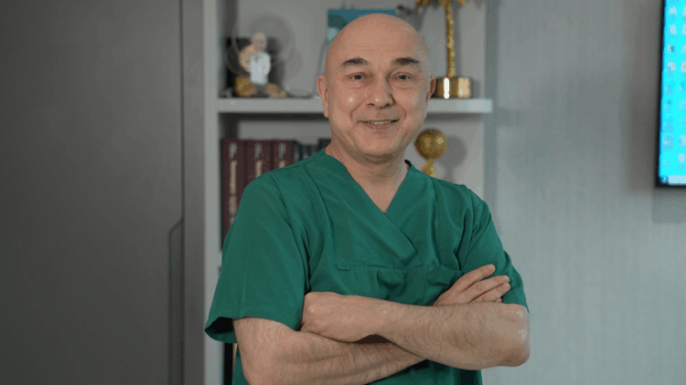 Titremelere karşı beyin pili ve akıllı ses ötesi tedavisi