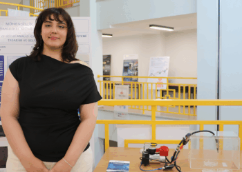Üniversite öğrencilerinden, Mikroskobik Parçacık Analiz Sistemi