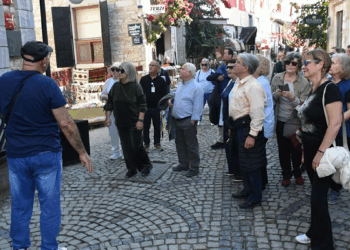 Urlalı Rumların torunları, 103 yıl sonra atalarının yaşadığı kentte buluştu