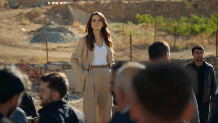 Uzak Şehir birinci yılını zirvede kutladı