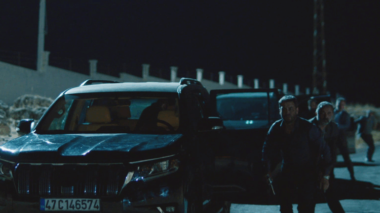 Uzak Şehir'de gerilim tırmanıyor