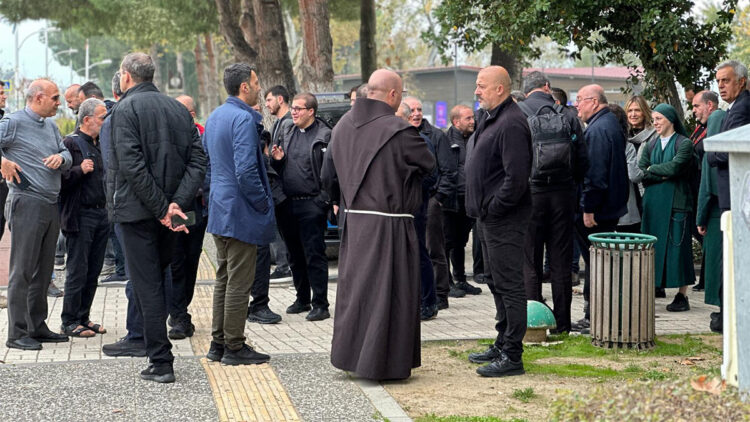 Vatikan heyeti, Papa’nın ziyareti öncesi İznik’e geldi